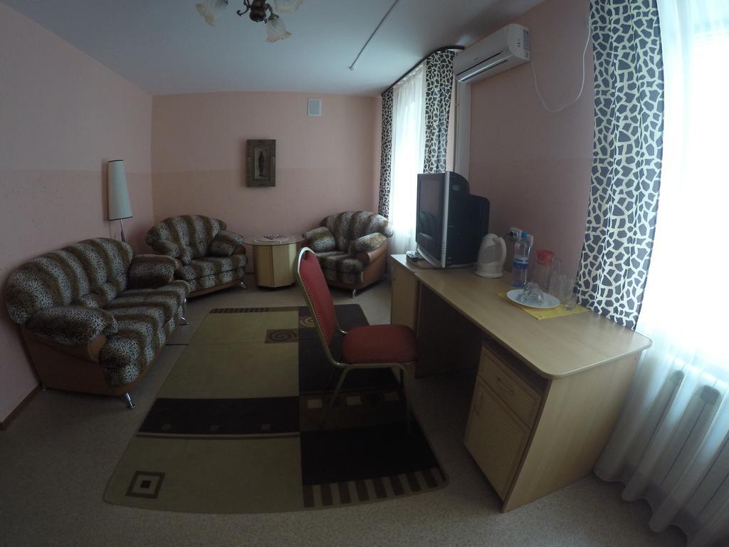 Kurmet Hotel Oral Camera foto