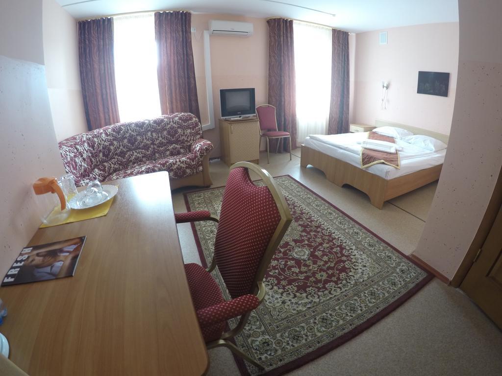 Kurmet Hotel Oral Camera foto