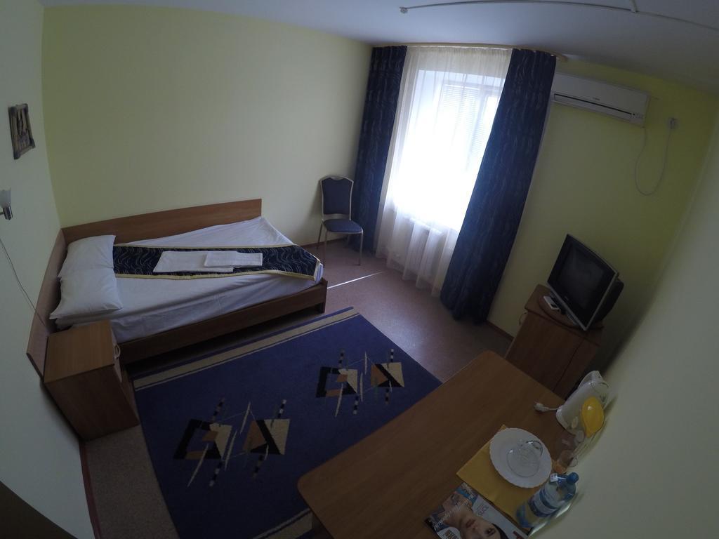 Kurmet Hotel Oral Camera foto