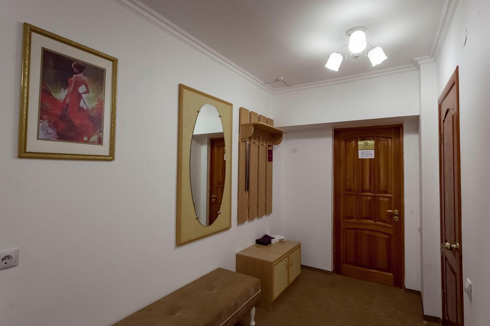 Kurmet Hotel Oral Esterno foto