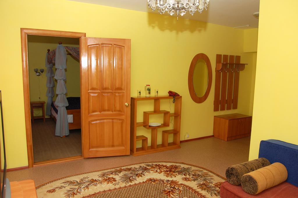 Kurmet Hotel Oral Esterno foto